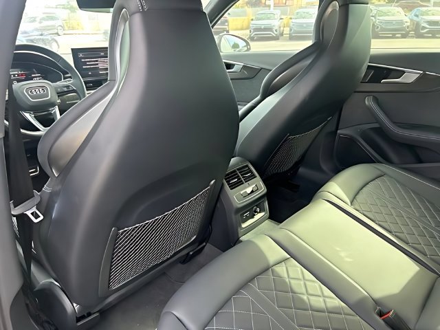 Used 2023 Audi S4 Premium Plus w/ Premium Plus Package AWD/4WD image 16