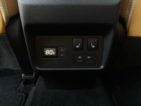 Used 2023 Nissan Rogue Platinum w/ Platinum Premium Package image 22