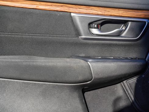 Used 2020 Honda CR-V EX image 18