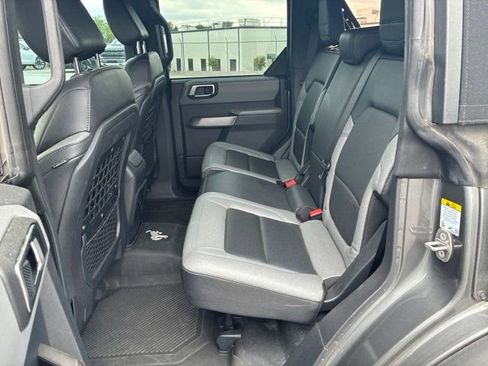 Used 2022 Ford Bronco Black Diamond AWD/4WD image 6