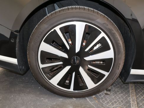 Used 2023 Lucid Air Pure AWD/4WD image 41