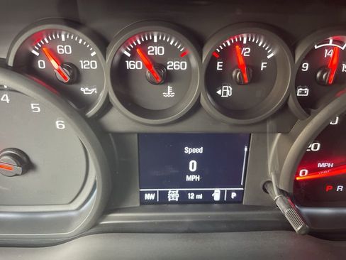 Used 2025 Chevrolet Silverado 1500 Custom Trail Boss w/ Turbomax Blackout Package image 23