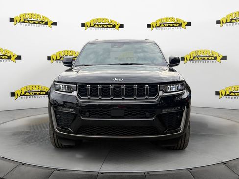 New 2026 Jeep Grand Cherokee Limited w/ Luxury Tech Group II RWD image 8