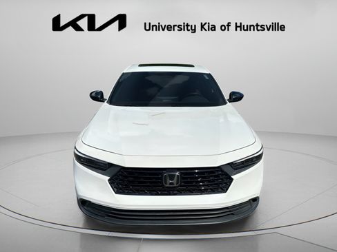 Used 2023 Honda Accord Sport image 3
