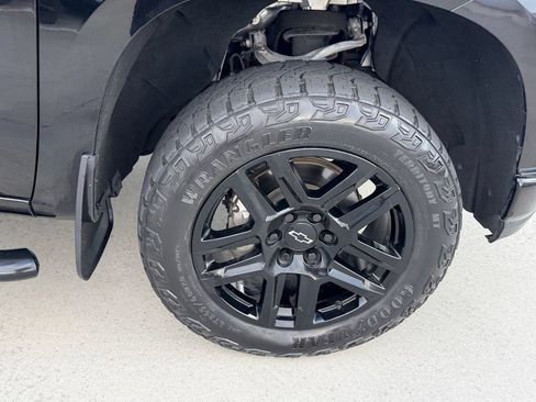 Used 2021 Chevrolet Silverado 1500 Custom Trail Boss AWD/4WD image 20