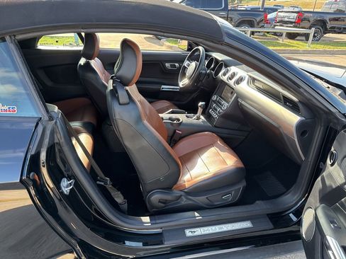 Used 2019 Ford Mustang Premium RWD image 11