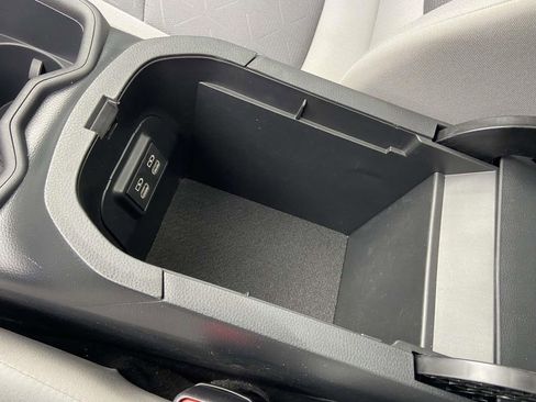 Used 2023 Toyota RAV4 XLE w/ Convenience Package image 26