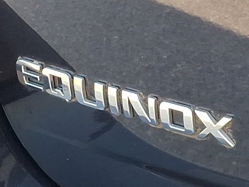 Used 2017 Chevrolet Equinox LS AWD/4WD image 29