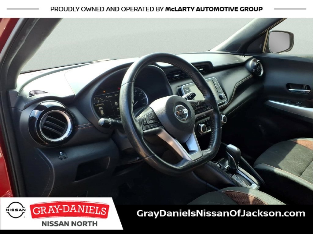 Used 2019 Nissan Kicks SR FWD image 10