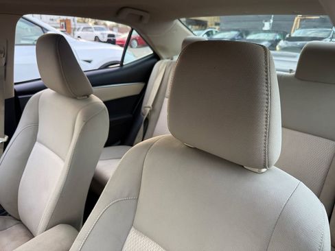 Used 2014 Toyota Corolla LE image 28