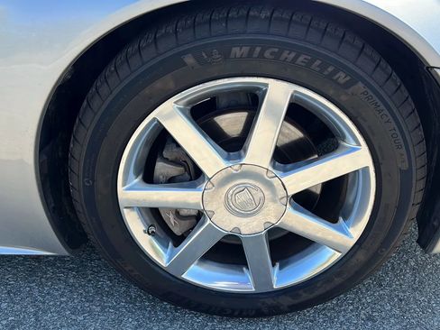 Used 2005 Cadillac XLR RWD image 26