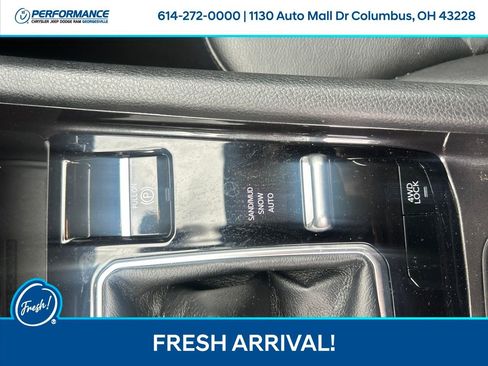 Used 2024 Jeep Compass Latitude w/ Convenience Group AWD/4WD image 26