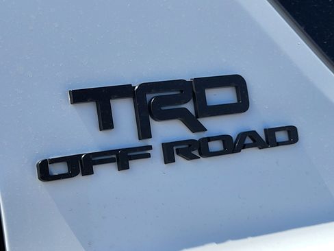 Used 2026 Toyota 4Runner TRD Off-Road Premium AWD/4WD image 8