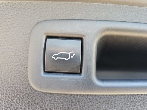 Used 2020 Toyota Highlander Platinum AWD/4WD image 42