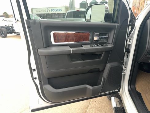 Used 2011 RAM 2500 Laramie w/ Protection Group AWD/4WD image 14