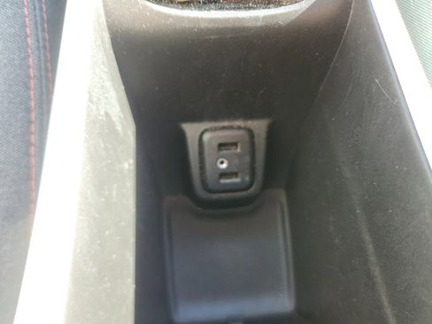 Used 2019 Chevrolet Bolt LT image 40