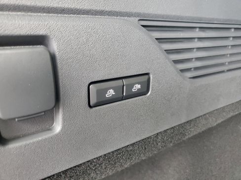 New 2026 Lincoln Nautilus Reserve image 32