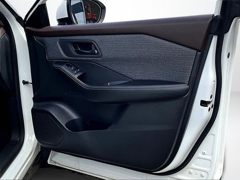 Used 2021 Nissan Rogue S image 26