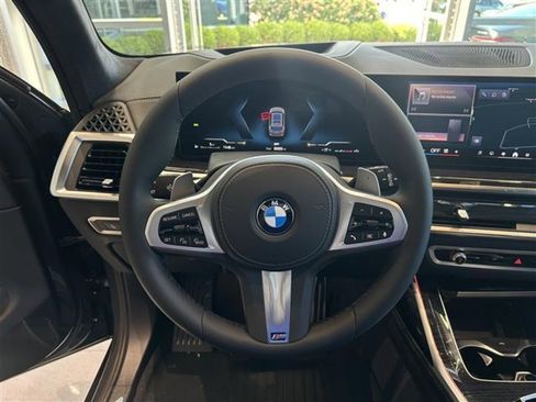 New 2026 BMW X7 xDrive40i w/ M Sport Package image 9