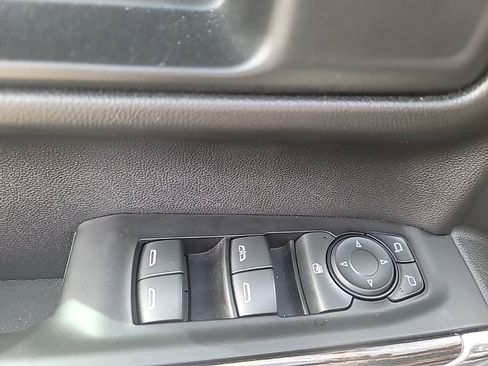 Used 2020 GMC Sierra 1500 Elevation w/ Elevation Value Package image 11