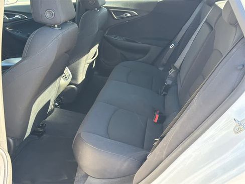 Used 2023 Chevrolet Malibu LT image 17