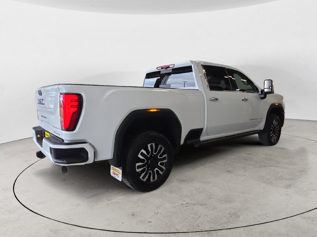 Certified 2026 GMC Sierra 3500 Denali Ultimate AWD/4WD image 5