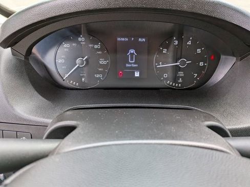 Used 2025 RAM ProMaster 2500 w/ Convenience Group FWD image 19