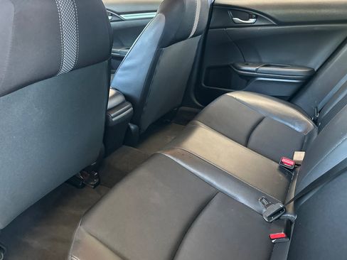 Used 2020 Honda Civic Sport image 12