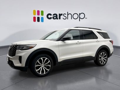 Used 2025 Ford Explorer ST-Line