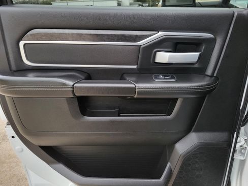 Used 2024 RAM 2500 Big Horn w/ Off Road Package image 11