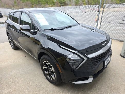 Certified 2023 Kia Sportage LX image 1