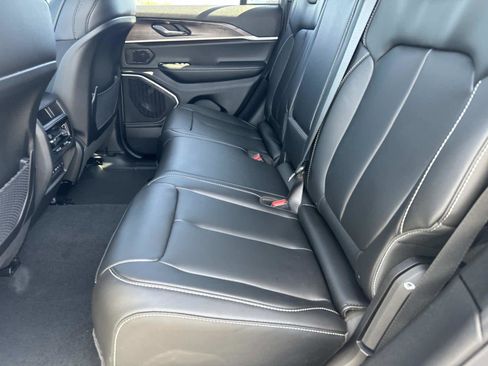 New 2026 Jeep Grand Cherokee Limited w/ Limited Altitude Package RWD image 8