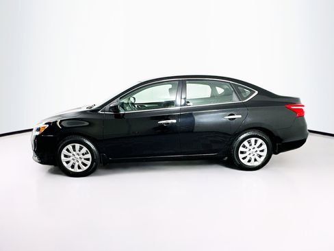 Used 2016 Nissan Sentra S FWD image 4