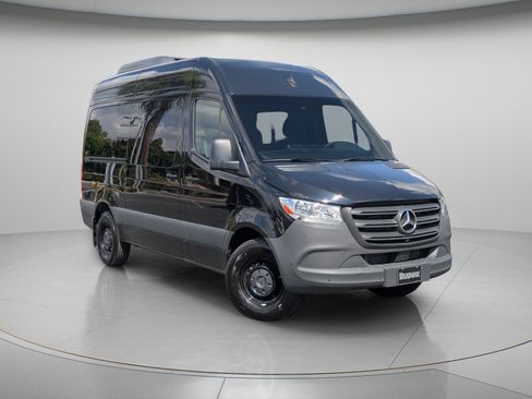 New 2025 Mercedes-Benz Sprinter 2500 image 1