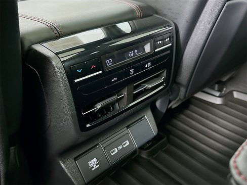 Used 2023 Acura MDX A-Spec image 27