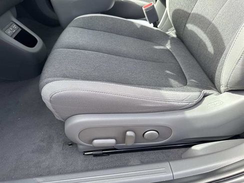 Used 2025 Hyundai Ioniq 5 SE RWD image 17