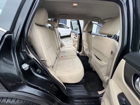 Used 2016 Nissan Rogue S image 34