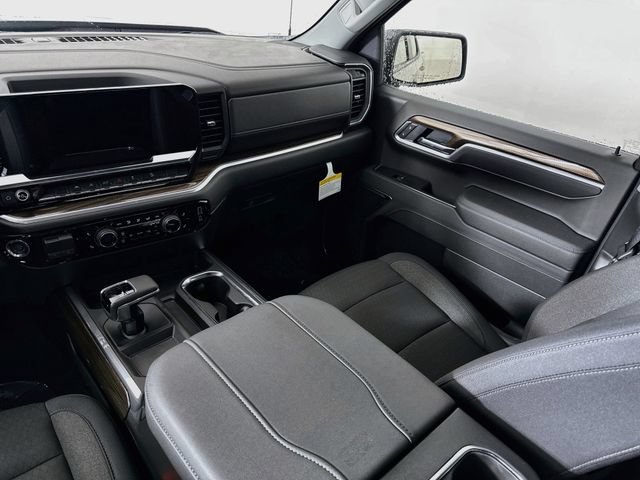 New 2026 Chevrolet Silverado 1500 RST w/ Z71 Off-Road Package AWD/4WD image 24
