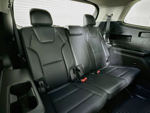 Used 2022 Kia Telluride SX w/ Nightfall Edition Package AWD/4WD image 28