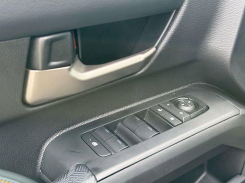 Used 2024 Toyota Tacoma Trailhunter image 26