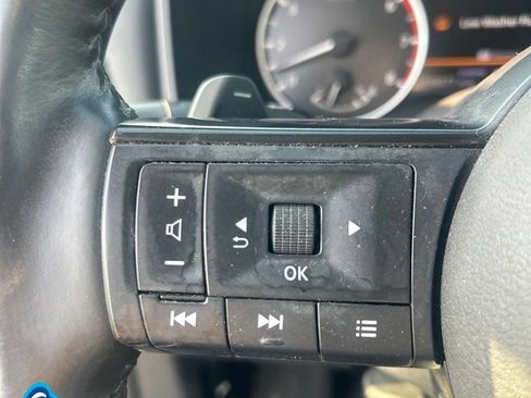 Used 2022 Nissan Rogue S FWD image 26
