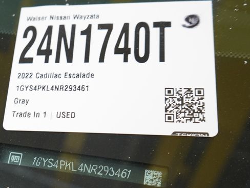 Used 2022 Cadillac Escalade ESV Sport w/ Touring Package AWD/4WD image 39