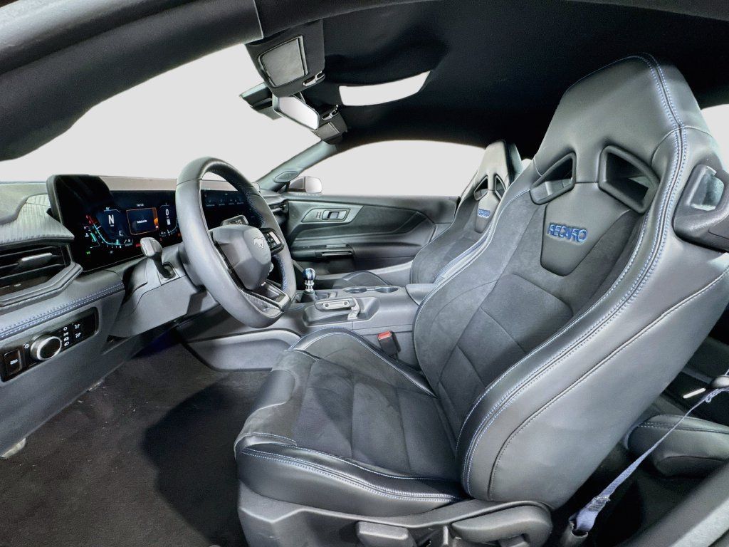Used 2025 Ford Mustang Dark Horse RWD image 14