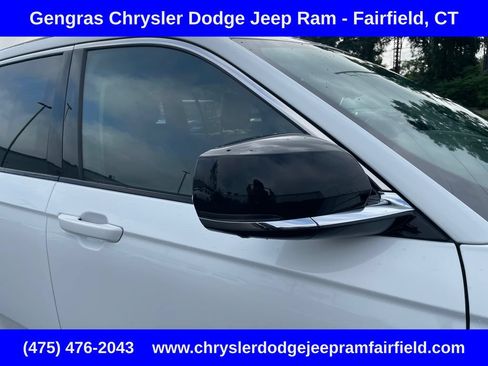 Certified 2023 Jeep Grand Cherokee Limited w/ Luxury Tech Group II AWD/4WD image 14