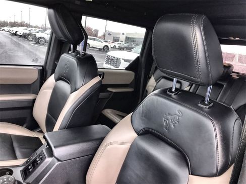 Used 2023 Ford Bronco Wildtrak image 11