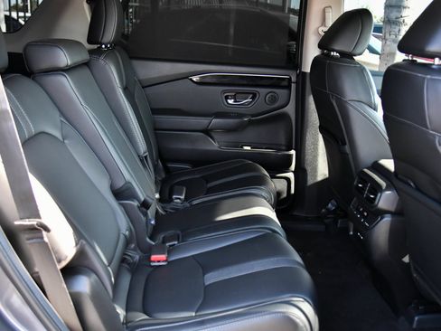 Used 2024 Honda Pilot EX-L image 48