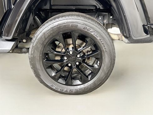 Used 2021 Jeep Gladiator Overland AWD/4WD image 29