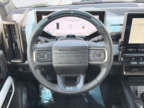 Used 2025 GMC Hummer EV 3X w/ Battery Pack, 24 Module Pack AWD/4WD image 8