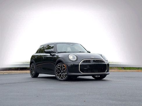 New 2026 MINI Cooper 4-Door Hardtop FWD image 2