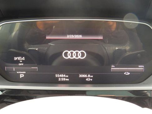Used 2021 Audi e-tron Premium Plus w/ Premium Plus Package image 11